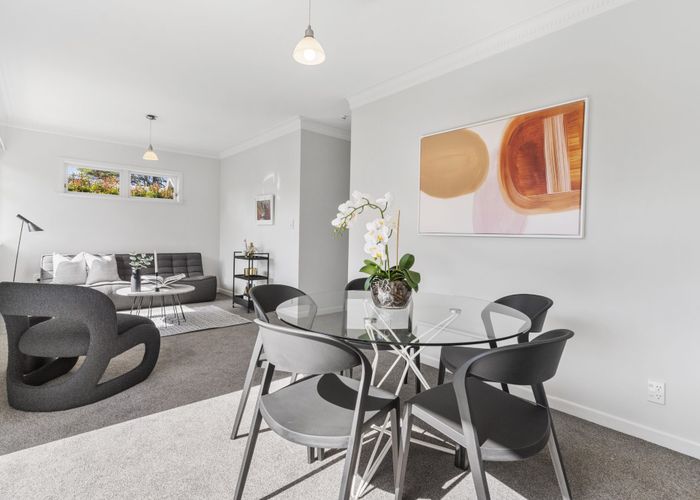  at 26 Sutherland Road, Point Chevalier, Auckland