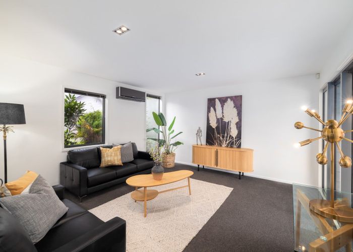 at 12 Millpond Place, Parklands, Christchurch