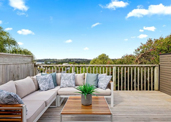  at 12A Tower Hill, Stanmore Bay, Whangaparaoa