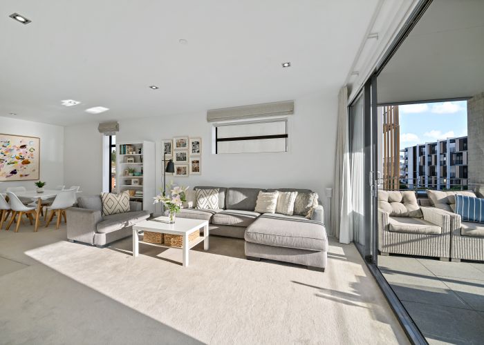  at 210/2 Bluegrey Avenue, Stonefields, Auckland