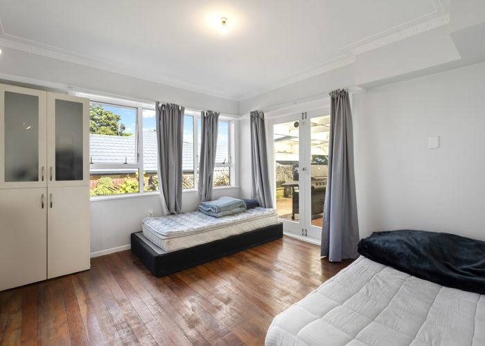  at 2 Knights Drive, Manurewa, Manukau City, Auckland