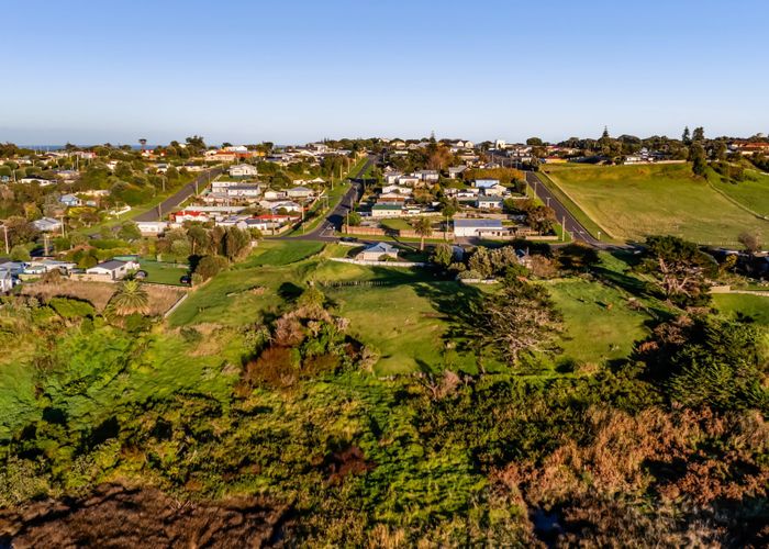  at 0n Leicester Street Sections, Patea, South Taranaki, Taranaki