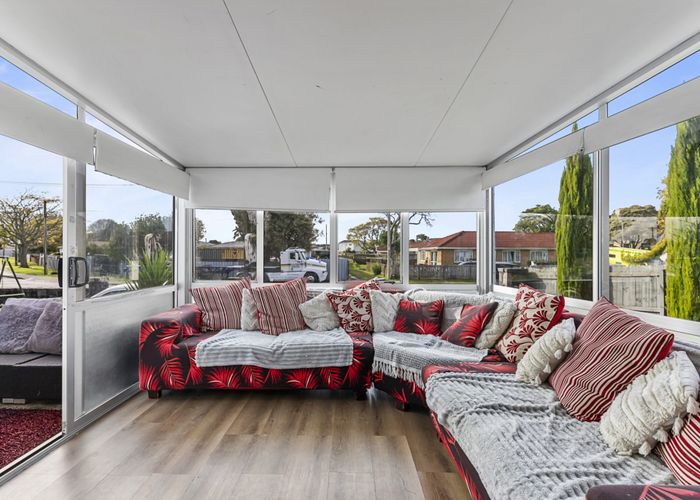  at 99 Gloucester Road, Manurewa, Auckland