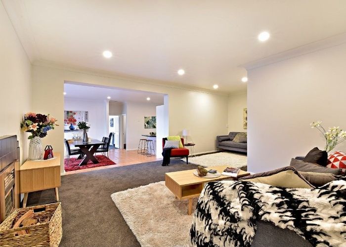  at 11 Tui Crescent, Manurewa, Manukau City, Auckland