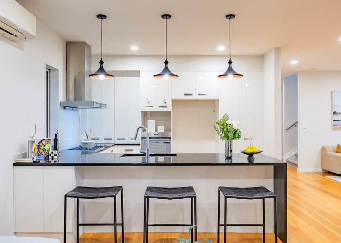  at 487A East Coast Road, Murrays Bay, North Shore City, Auckland