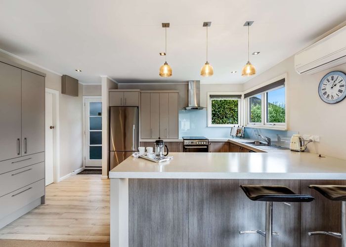 at 14 Glenavon Place, Ilam, Christchurch City, Canterbury