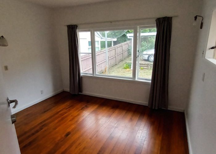  at 36 Dornwell Road, Mount Roskill, Auckland