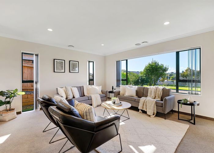  at 16 Dusky Crescent, Aotea, Porirua