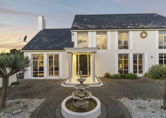  at 15 Tiffany Close, Totara Park, Manukau City, Auckland