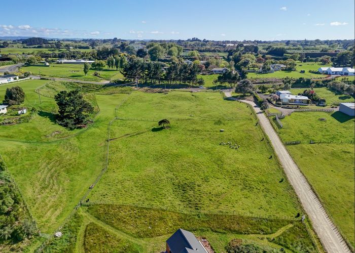  at 229 and 229A Tayforth Road, Westmere, Whanganui, Manawatu / Whanganui