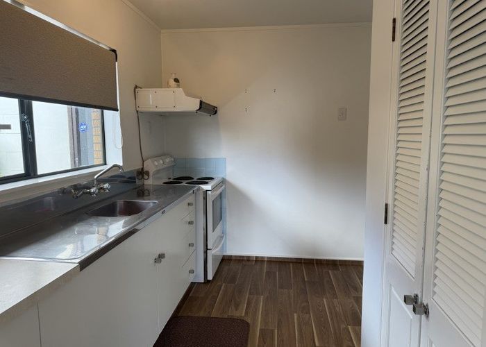  at 1/33 Wallath Road, Westown, New Plymouth, Taranaki