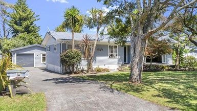  at 8 Pelorus Place, Pakuranga, Auckland