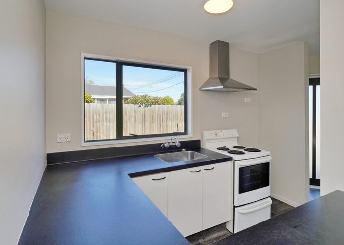  at 1/436 Barbadoes Street, Edgeware, Christchurch