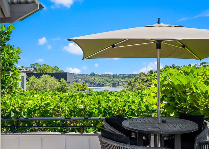  at 18 Palm Cove, Arkles Bay, Rodney, Auckland