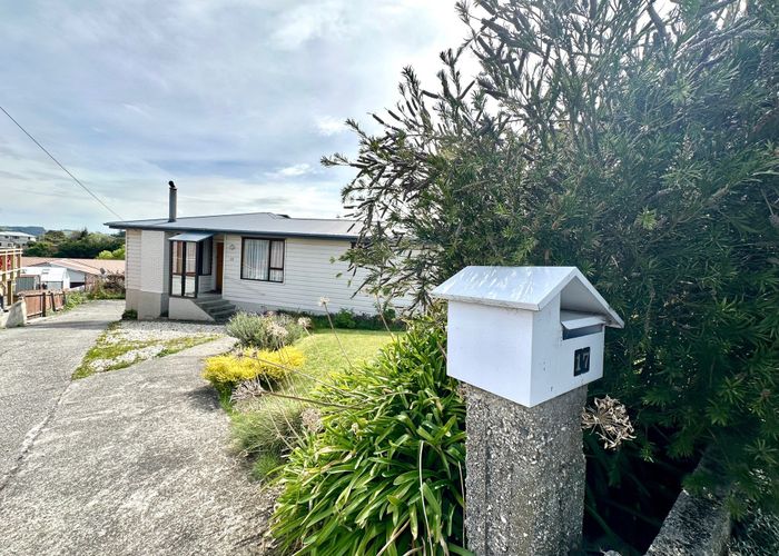  at 17 Harwich Street, Balclutha