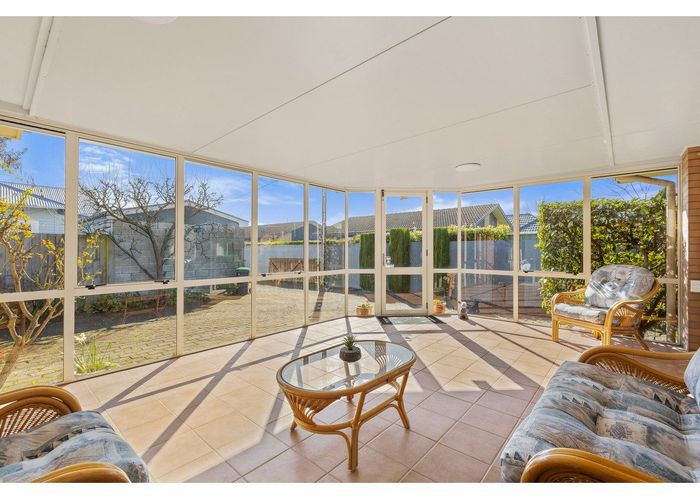  at 12A Gamblins Road, Saint Martins, Christchurch