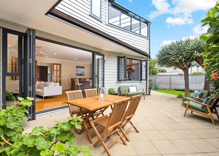  at 2/11 Kitirawa Road, Remuera, Auckland City, Auckland