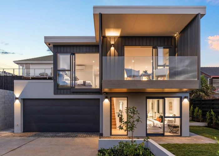  at 12A Rothesay Bay Road, Rothesay Bay, Auckland