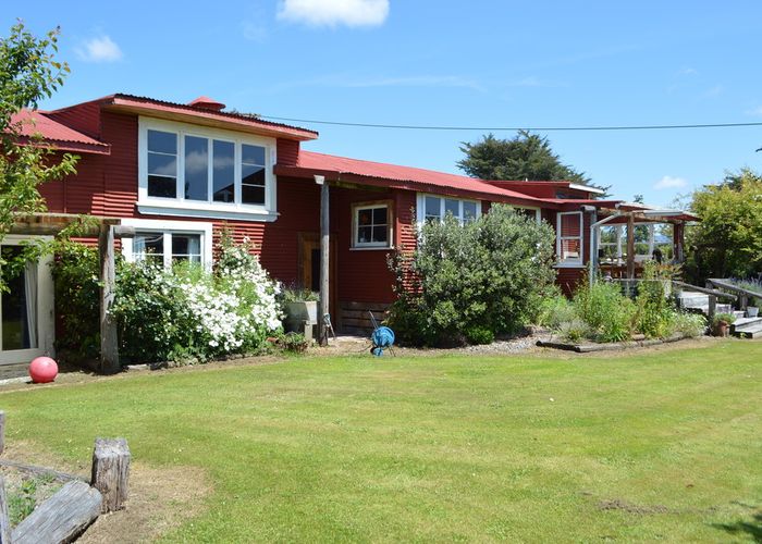  at 351 Park Road, Parkvale