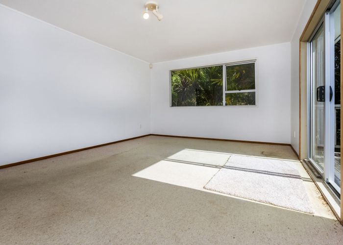  at 41 Bayview Road, Bayview, Auckland