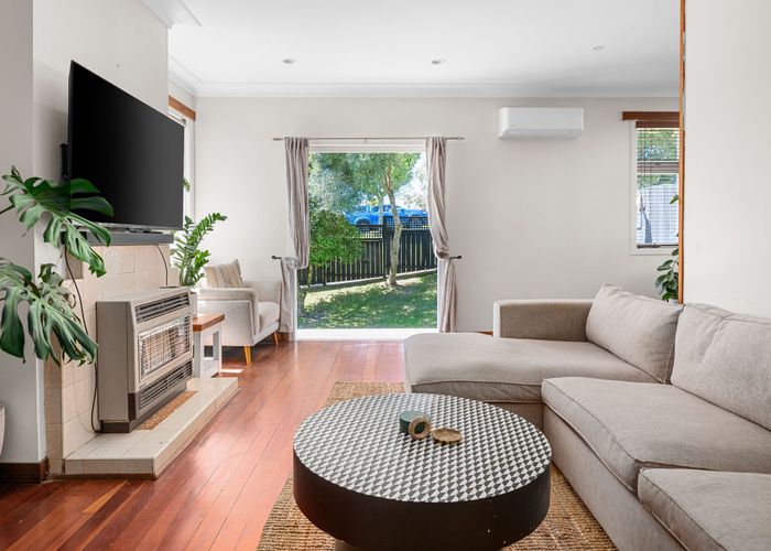  at 23 Mitcham Avenue, Forest Lake, Hamilton, Waikato