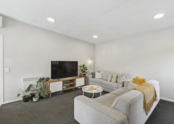  at 4 Atkinson Street, Newlands, Wellington