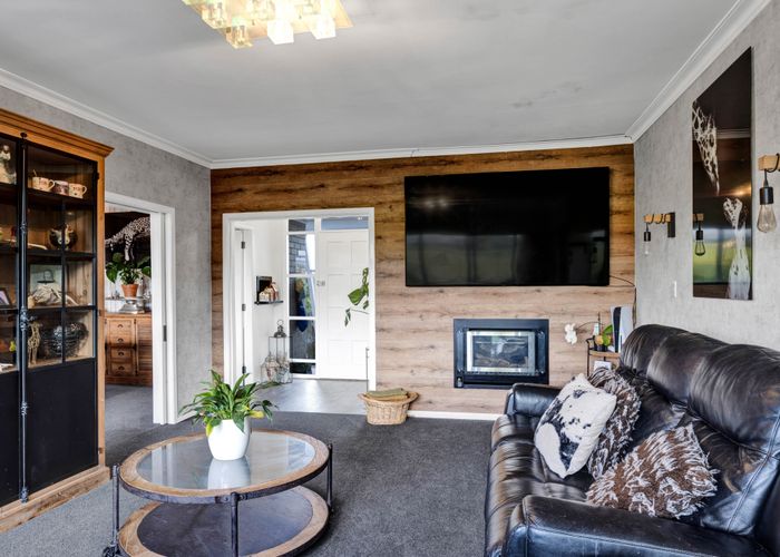  at 1812 Opunake Road, Mahoe