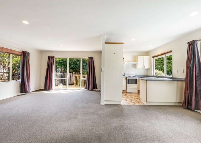  at 6 Greenwood Place, Richmond