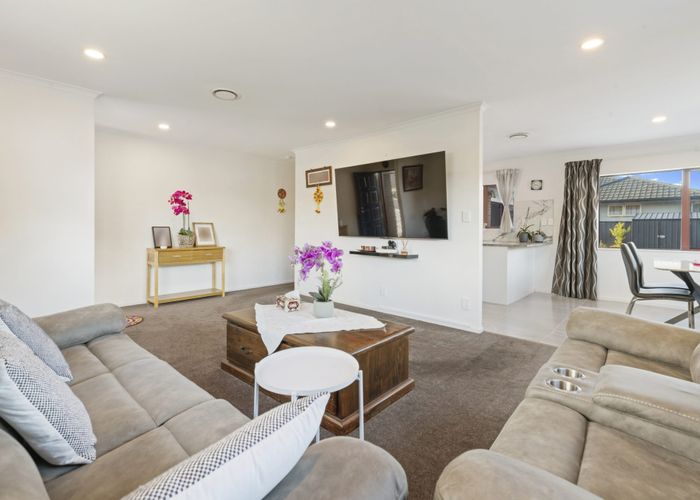  at 52 Bellville Drive, Clendon Park, Manukau City, Auckland