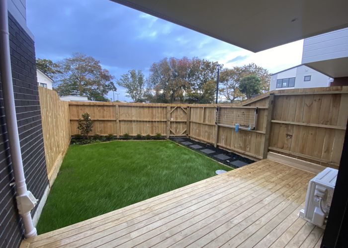  at 2/35 Young Crescent, Drury, Papakura, Auckland