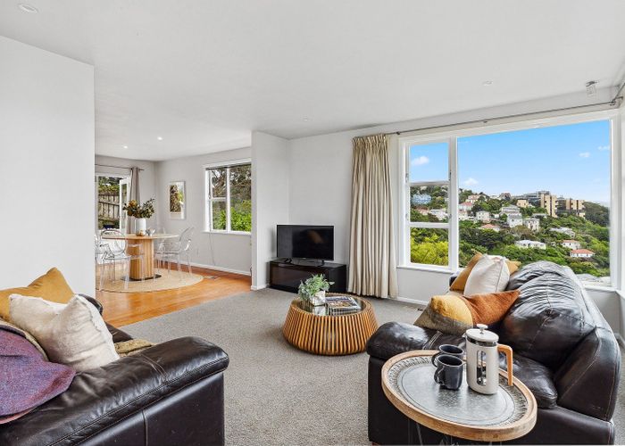  at 8 Durham Crescent, Aro Valley, Wellington, Wellington