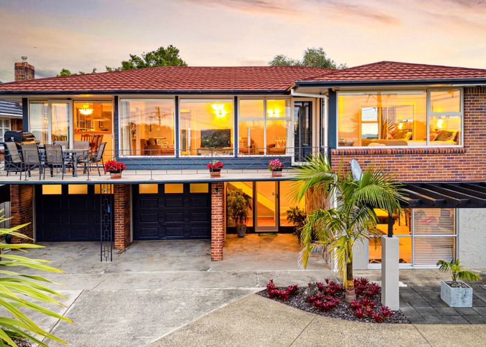  at 76 Jaemont Avenue, Te Atatu South, Auckland