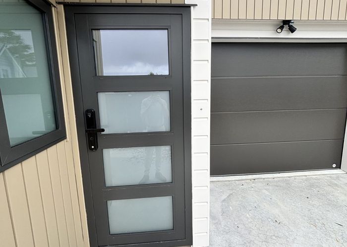  at 169c Everglade Drive, Totara Heights, Manukau City, Auckland