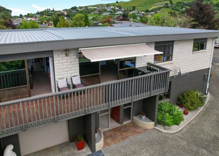  at 34 Anderson Road, Taradale, Napier
