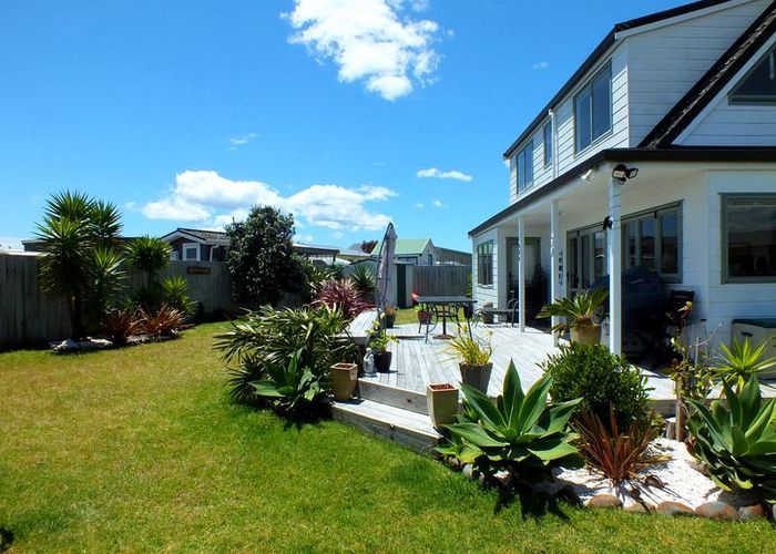  at 105 The Tee, Matarangi, Whitianga