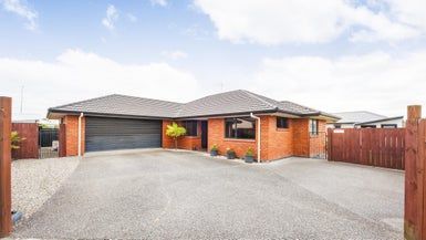  at 17 Daniel Place, Kelvin Grove, Palmerston North