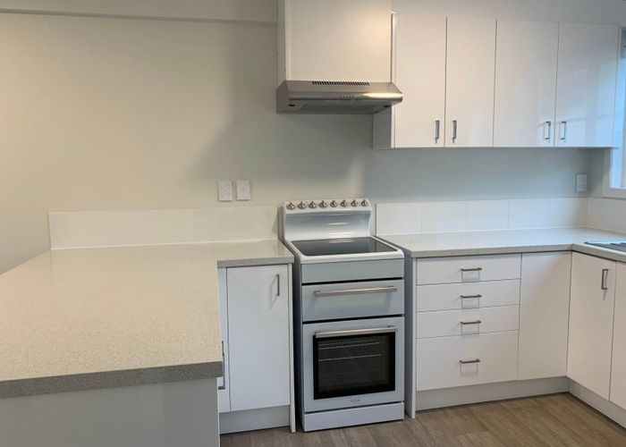  at 2/850A Manukau Road, Royal Oak, Auckland City, Auckland