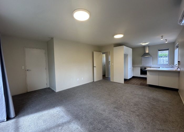  at 2/672 Ferry Road, Woolston, Christchurch City, Canterbury