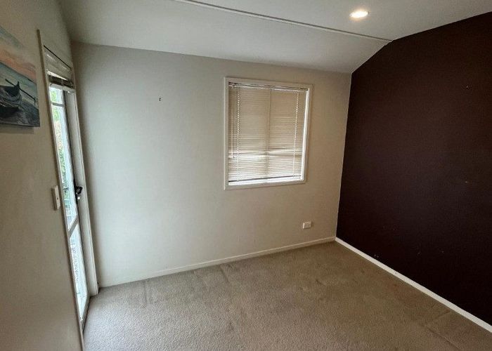  at 59 Winery Way, Henderson, Waitakere City, Auckland