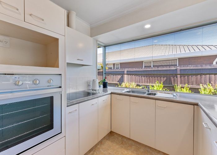  at 3 Goodall Place, Redwood, Christchurch City, Canterbury