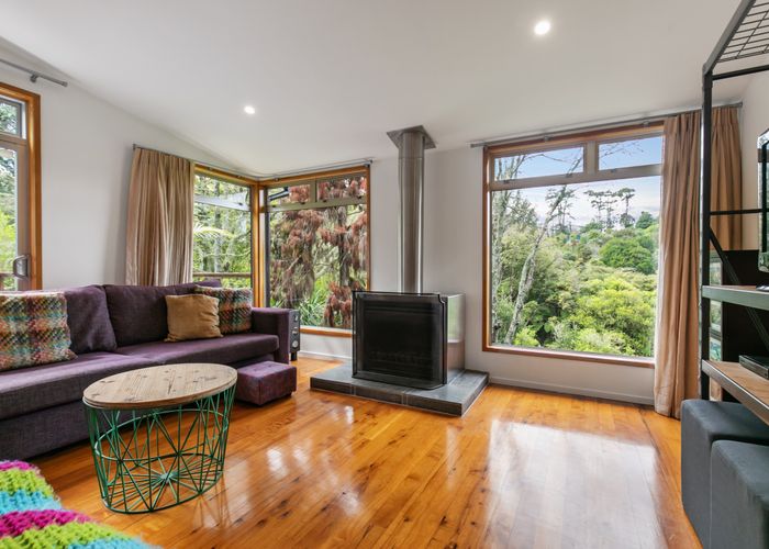  at 20 Kempthorne Crescent, Mission Bay, Auckland