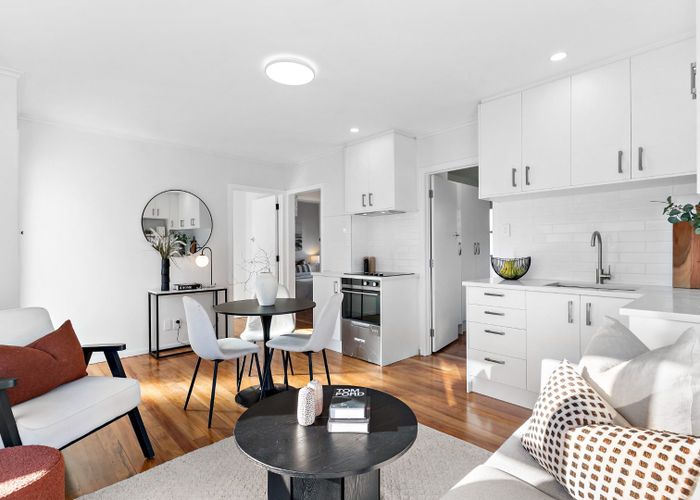  at 1/34 Evelyn, Hillcrest, North Shore City, Auckland