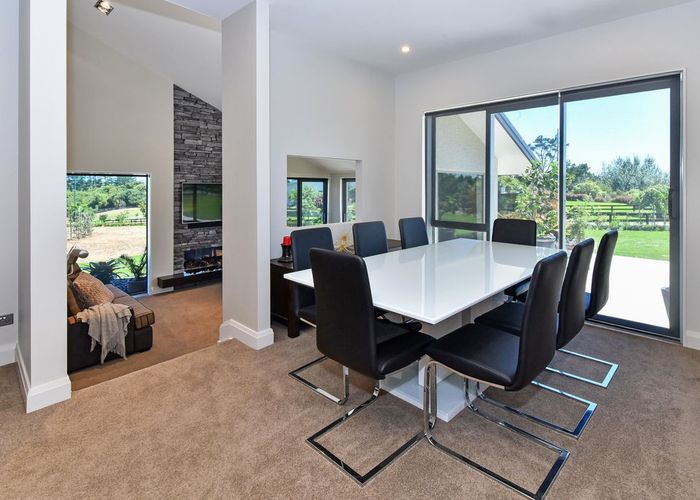  at 1 Capriole Crescent, Kingseat
