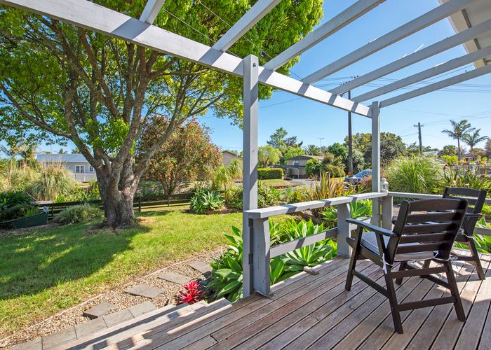  at 3 Fourth View Avenue, Beachlands, Auckland