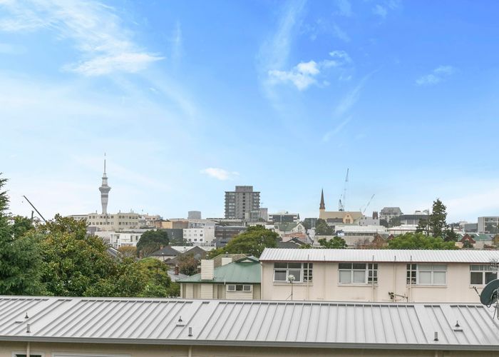  at 3/17 Esplanade Road, Mount Eden, Auckland