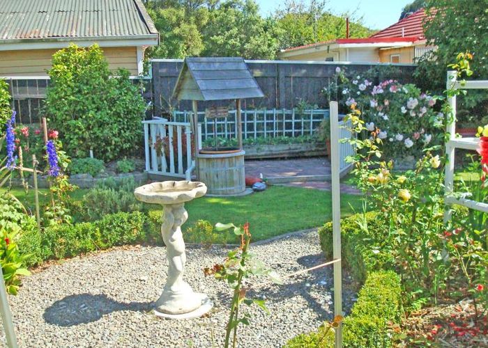  at 201 Wainuiomata Road, Wainuiomata, Lower Hutt