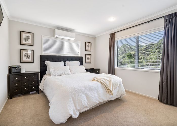  at 100 Glendhu Road, Bayview, Auckland