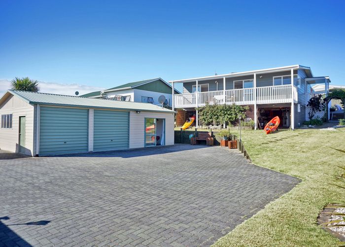  at 645 Pukehina Parade, Te Puke