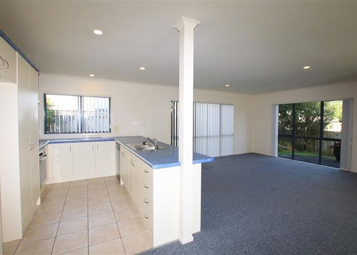  at 38 Bass Road, Albany, Auckland