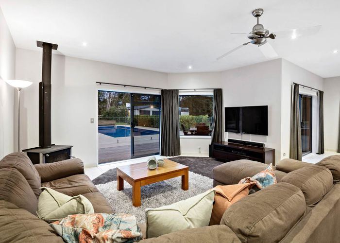  at 365 Taylor Road, Waimauku